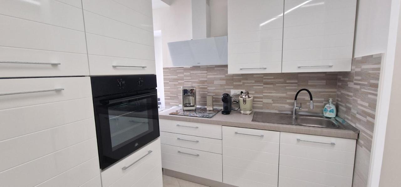 Appartamento B&B La Dimora Di Parthenope Napoli Dış mekan fotoğraf
